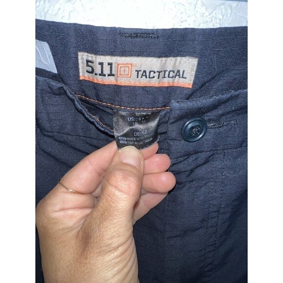 5.11 511 Tactical Cargo Pants Mens 36x32” Rip Stop Tactile Ems Navy Blue Thin C1 - Picture 7 of 8
